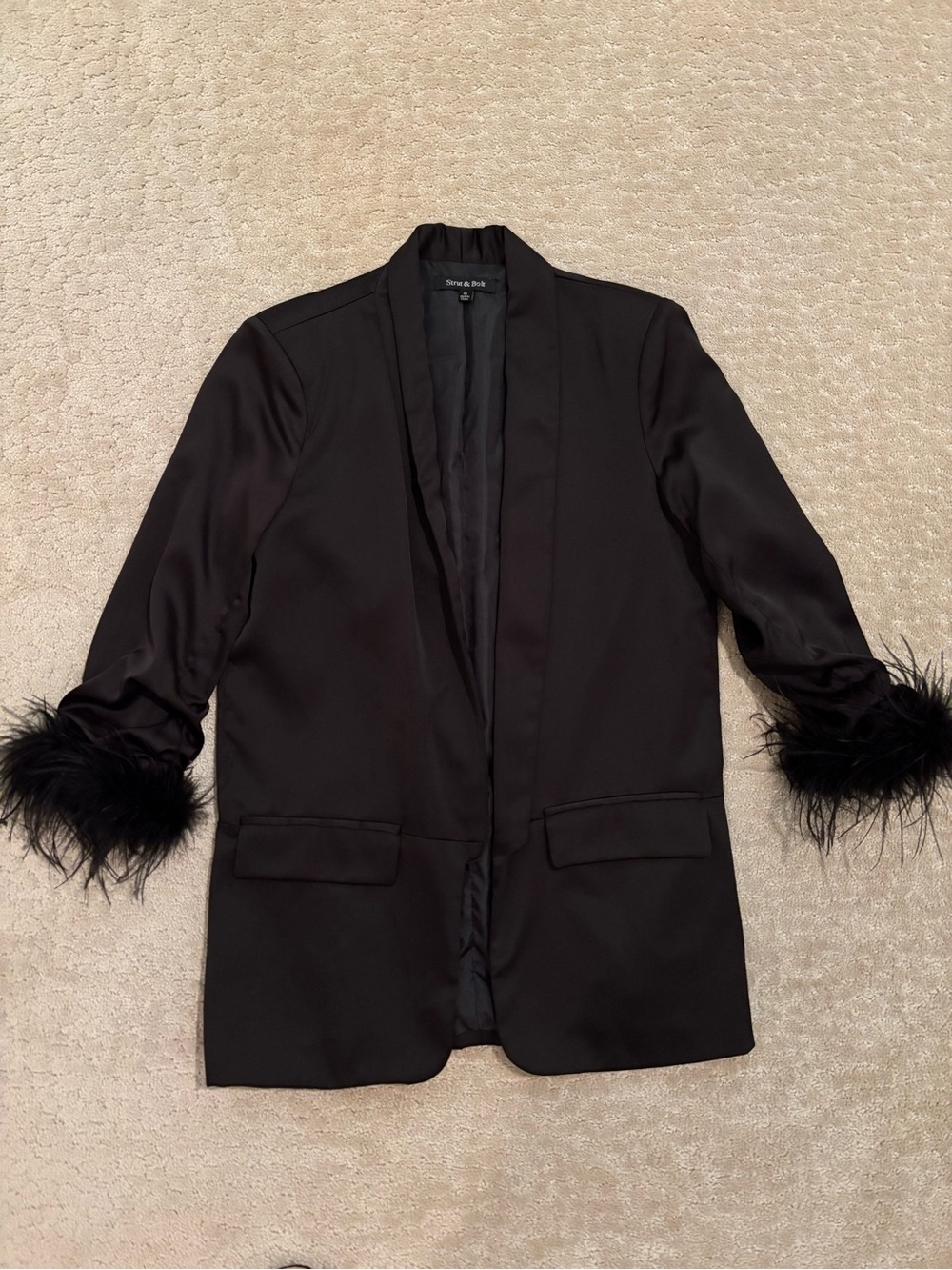 Strut & Bolt Feather Cuff Blazer in Black Size Small